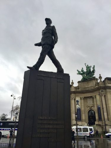 Париж